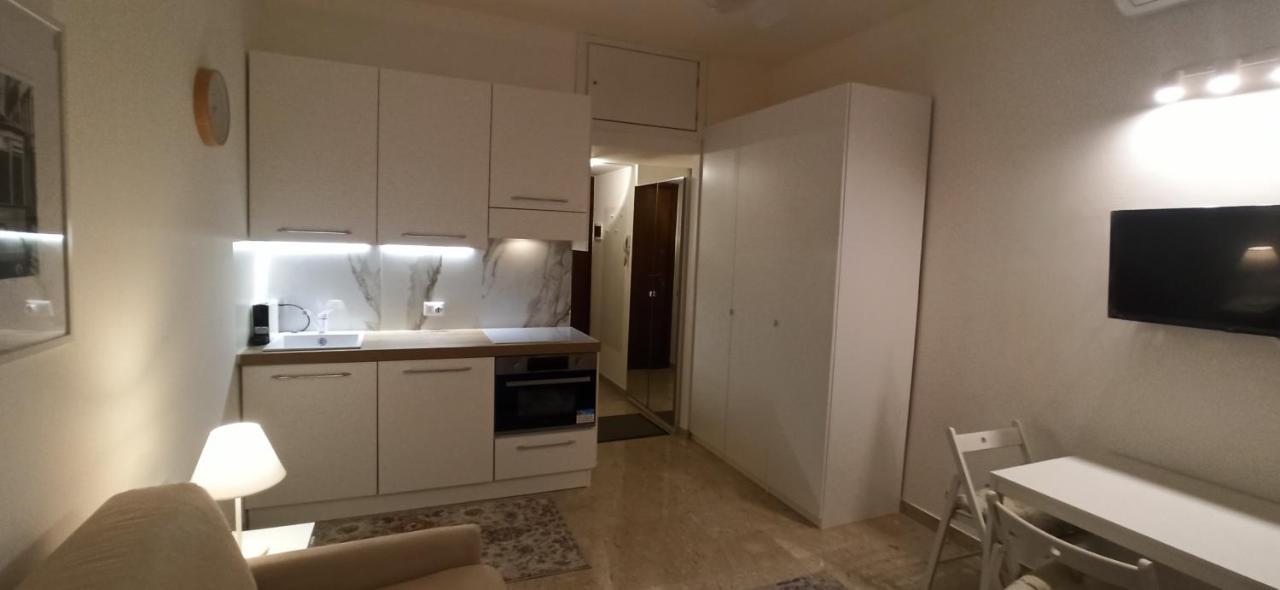 Appartement Smart Porta Venezia Fashion District Milaan